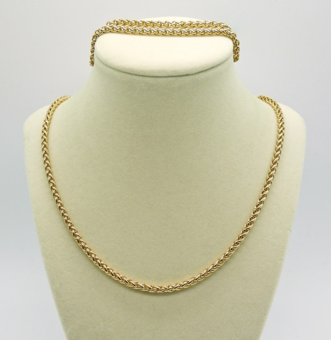 Gold Tone Bracelet & Chain Set: Beautiful Gold Tone Bracelet (8.5 in) & Necklace (22 in) Chain Set. Lobster Clasp