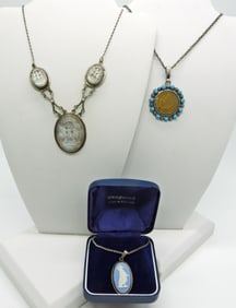 Vintage Cameos Necklaces