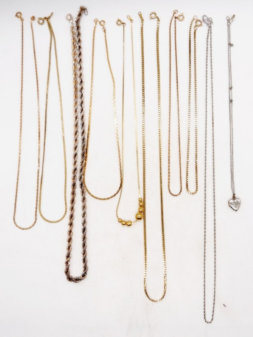 (10) SILVER & GOLD TONE NECKLACE CHAINS: INCLUDING (1) HEART SHAPED LOCKET PENDANT THAT OPENS, VARIOUS LENGTHS