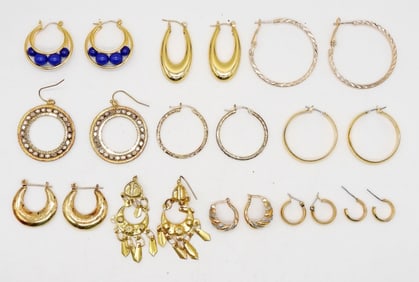(11) GOLD TONED PIERCED EARRINGS