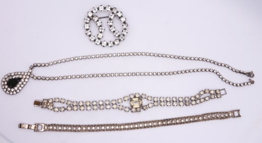 CLEAR RHINESTONE JEWELRY LOT - BROOCH