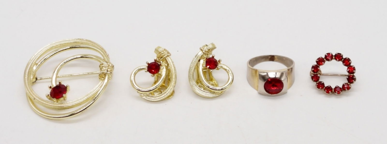 RUBY RED GEMSTONE JEWELRY LOT (1 of 2)