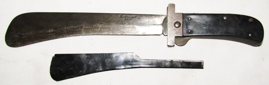 WWII Cattaraugus USA Folding Survival Machete (1 of 5)