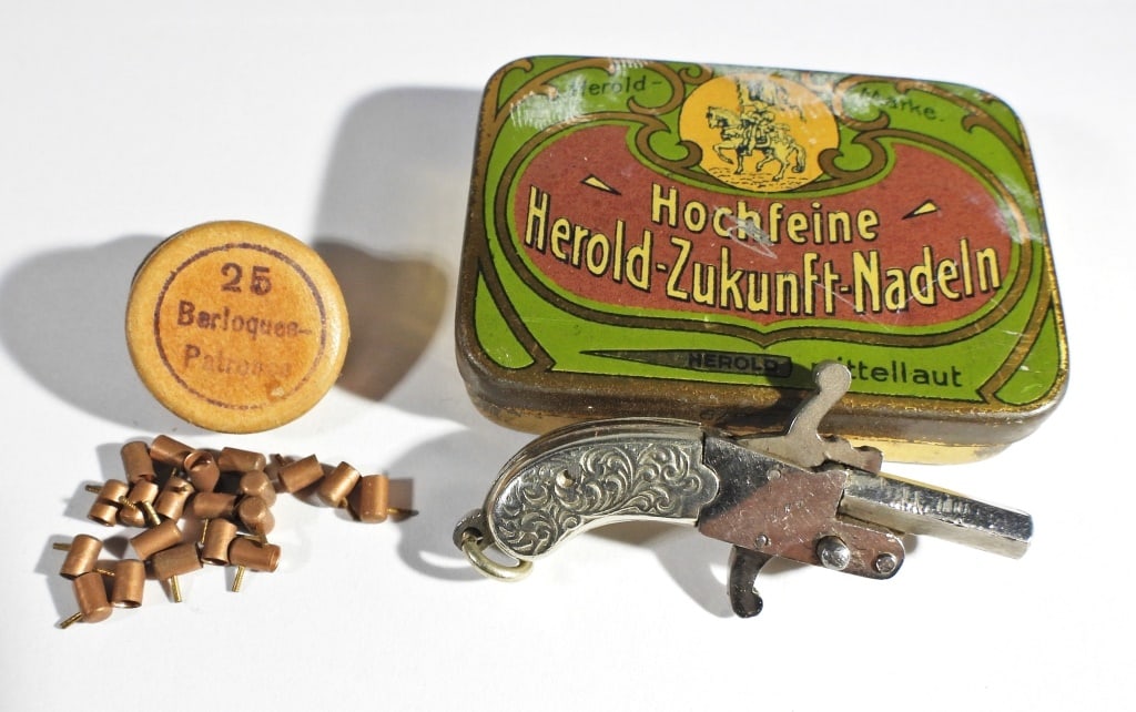 MINIATURE WORKING CAP GUN w/AMMO: in GERMAN KEEPSAKE BOX & GERMAN MINT TIN