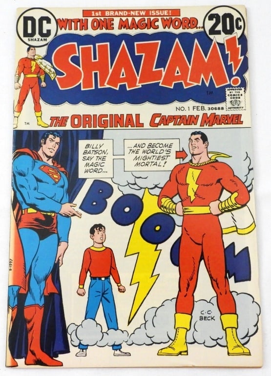 SHAZAM #1 DC COMIC - NICE! (1 of 2)
