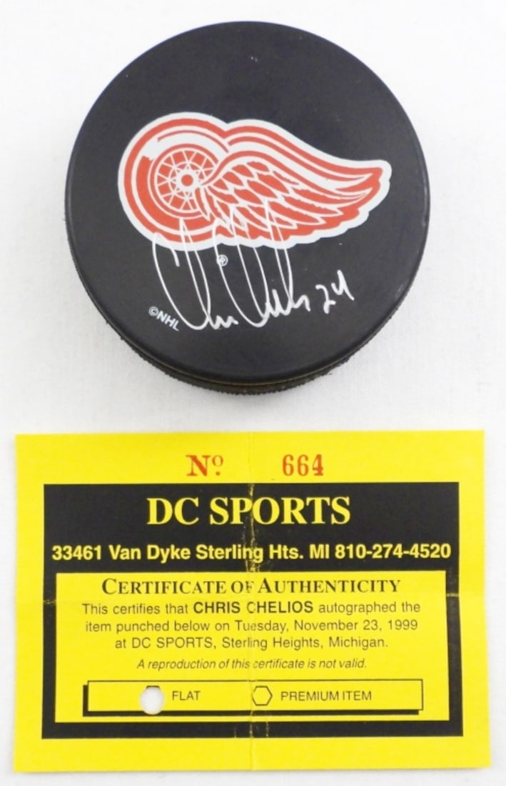 CHRIS CHELIOS NHL RED WINGS AUTOGRAPH PUCK W/COA (1 of 3)