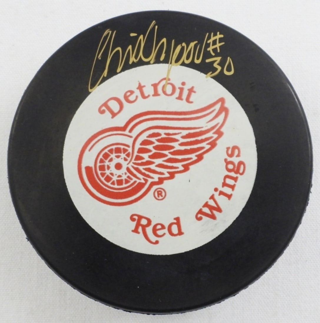 CHRIS OSGOOD AUTOGRAPH NHL RED WINGS PUCK: SIGNED ON THE OFFICIAL LICENSED PRODUCT OF THE NHL RED WINGS