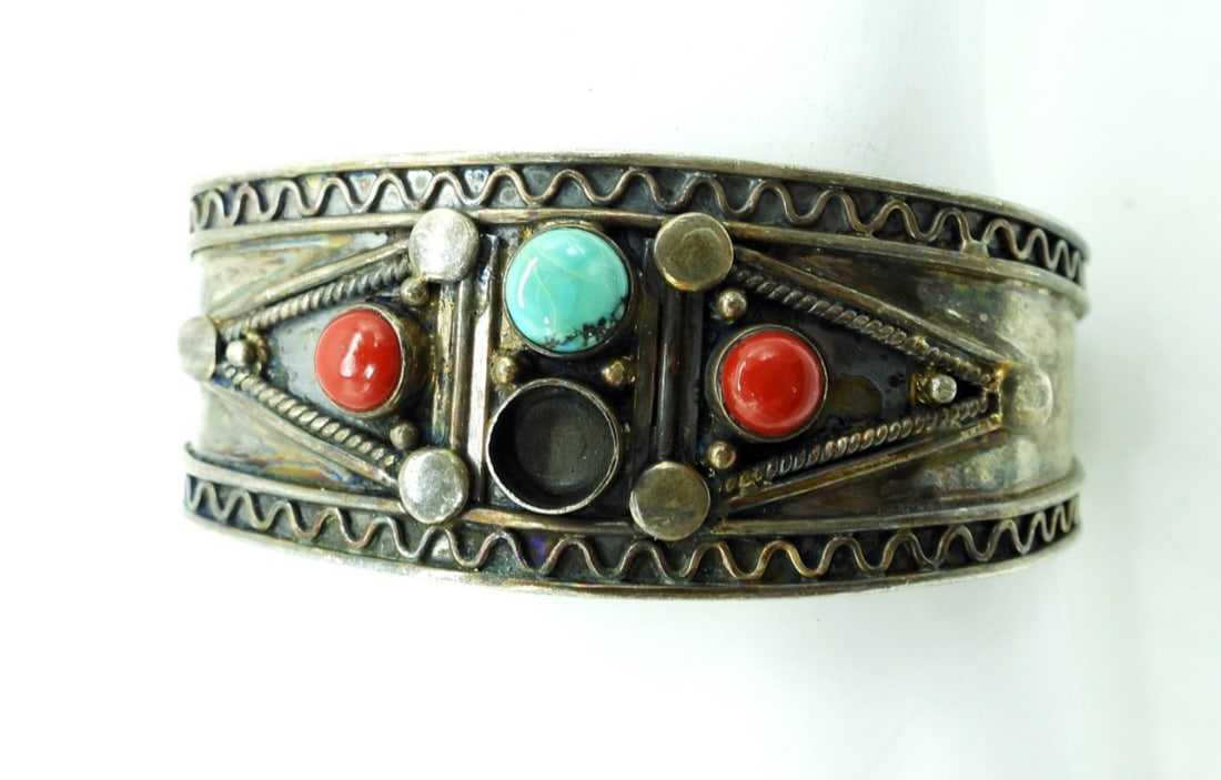 Sterling Bracelet with Red Coral Gemstones (1 of 3)