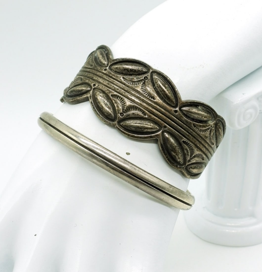 Two Vintage Sterling Cuff Bracelets (1 of 2)