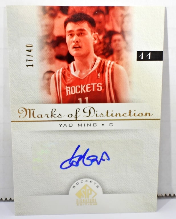 YAO MING AUTOGRAPH MARKS OF DISTINCTION CARD (1 of 2)