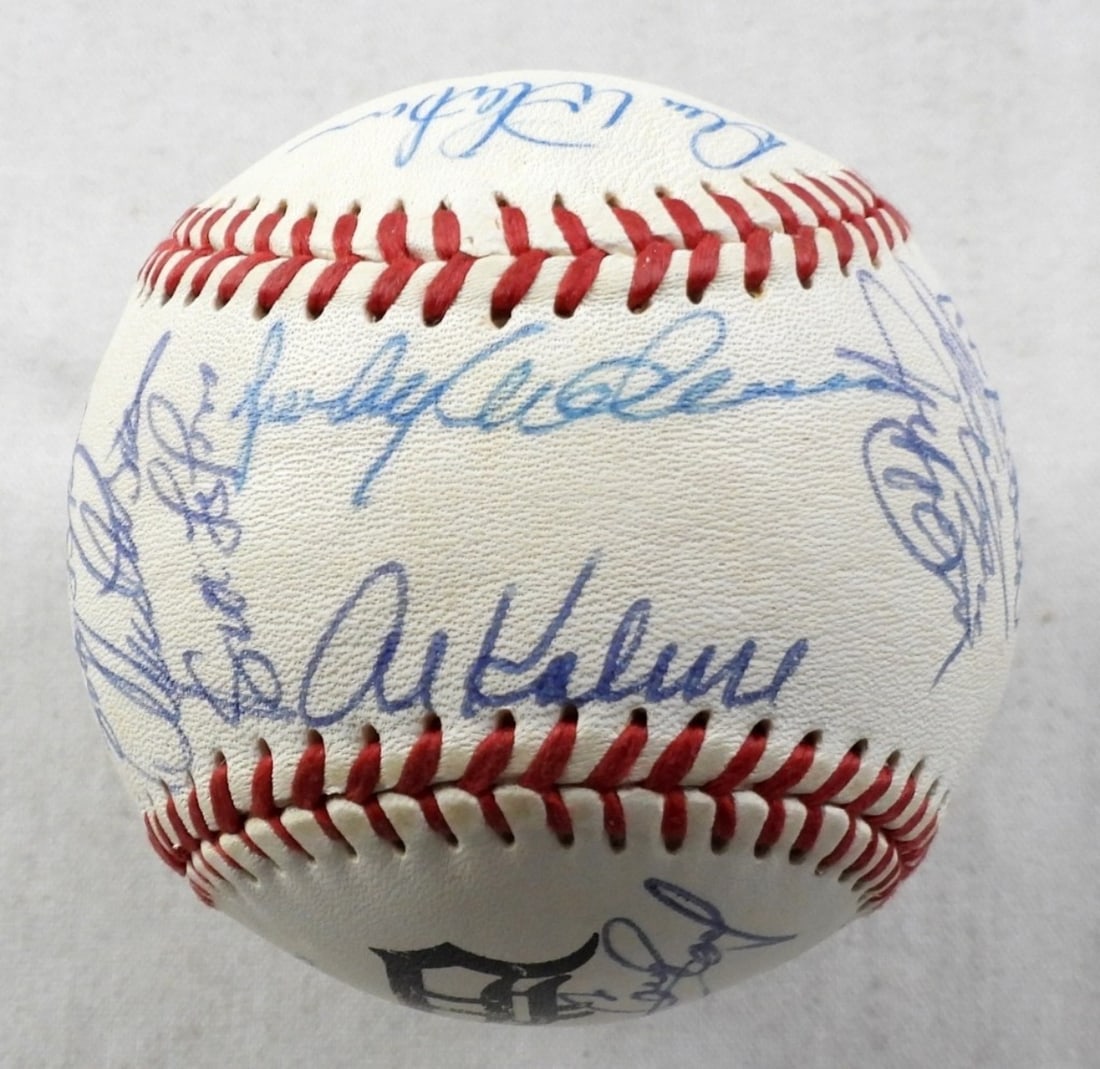 DETROIT TIGERS SIGNED BALL - AL KALINE (1 of 5)