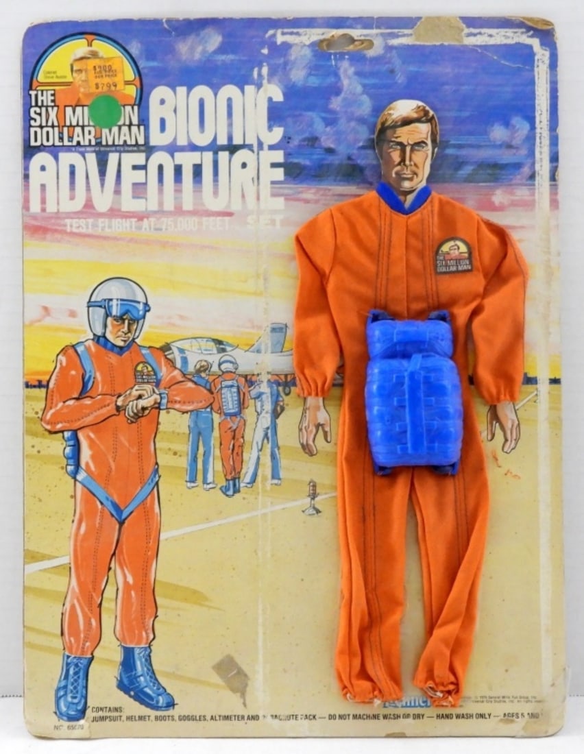 1976 BIONIC ADVENTURE TEST FLIGHT SET: THE SIX MILLION DOLLAR MAN BIONIC ADVENTURE TEST FLIGHT AT 75,000 FEET SET BY KENNER - ATTACHED TO ORIGINAL BOX, PLASTIC BUBBLE COVER MISSING