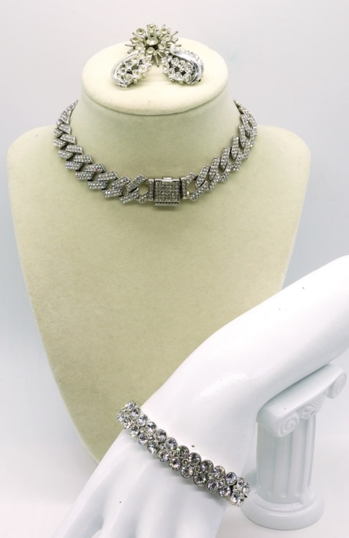 Vintage & Modern Rhinestone Jewelry (1 of 3)