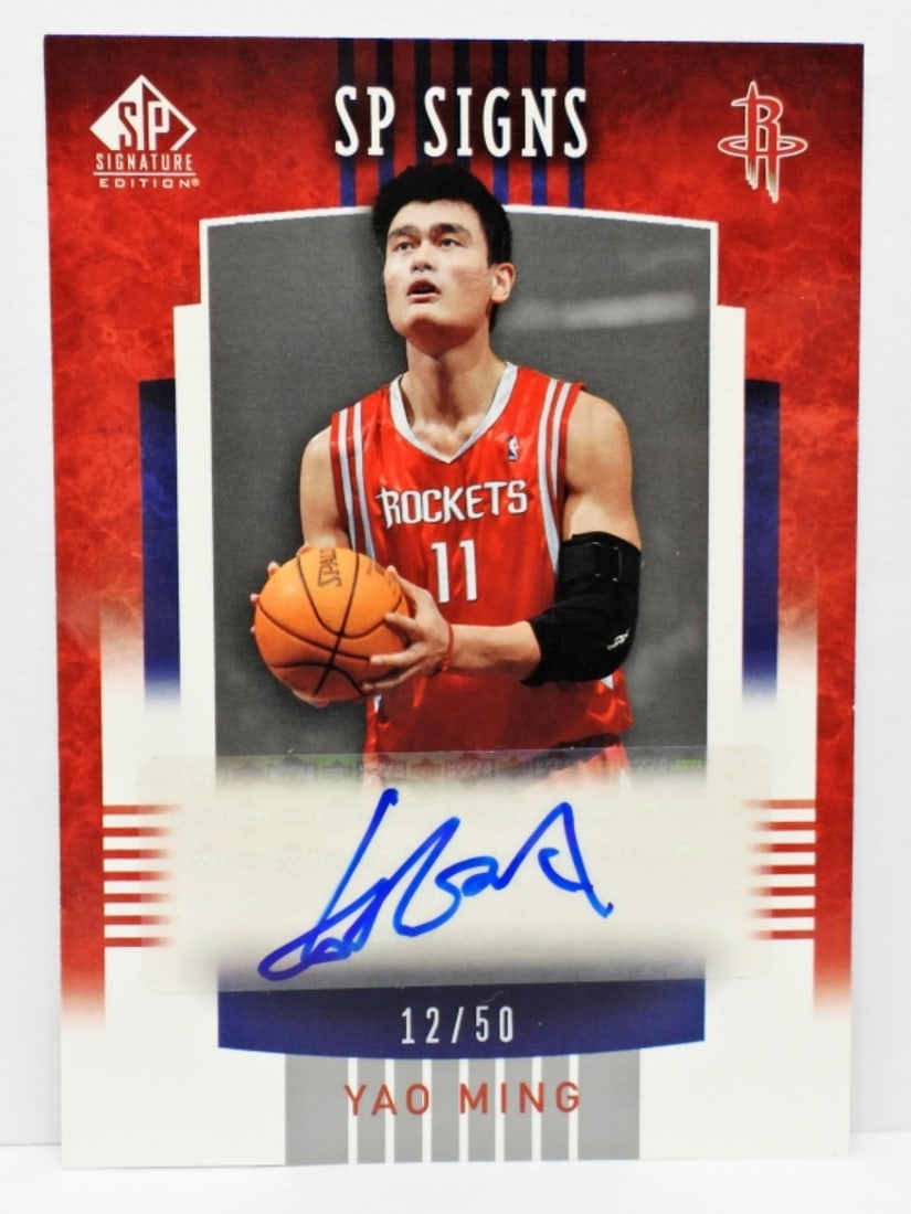 YAO MING AUTO SP SIGNS UPPER DECK CARD (1 of 2)