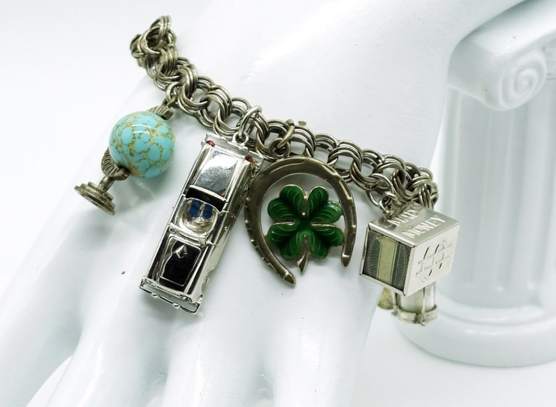 Sterling Vintage Charm Bracelet (1 of 3)
