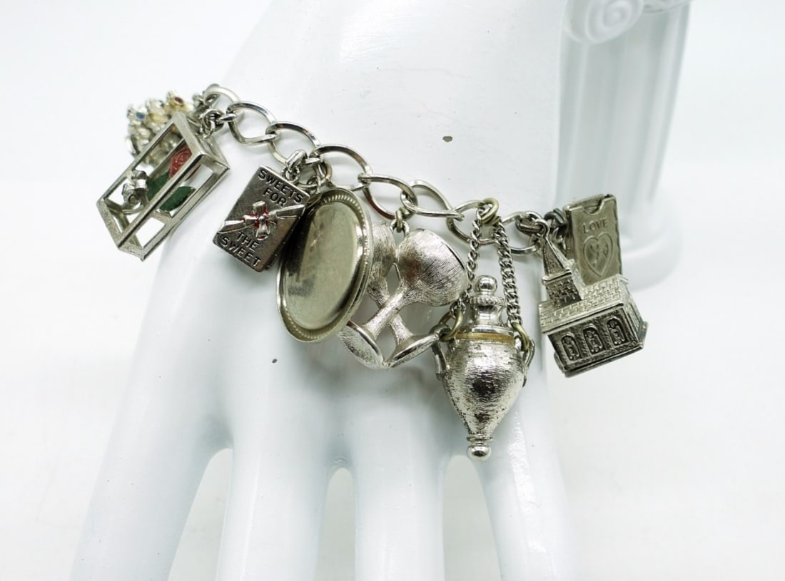 Sterling Vintage Charm Bracelet, 18 Charms (1 of 4)