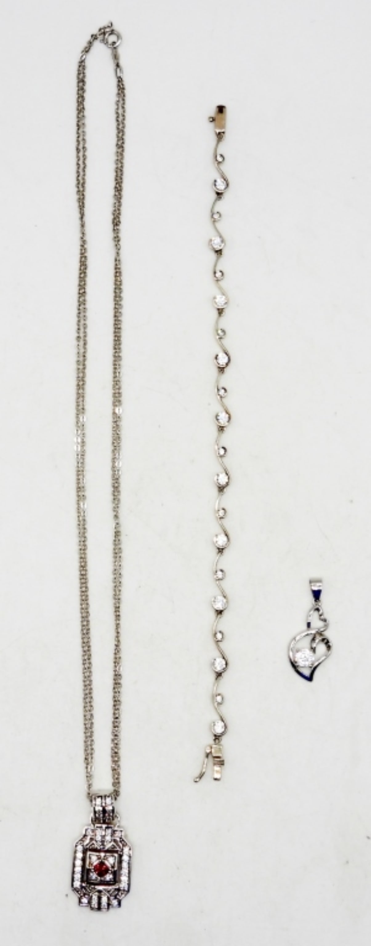 SRI LANKA STERLING CZ NECKLACE, HEART (1 of 2)