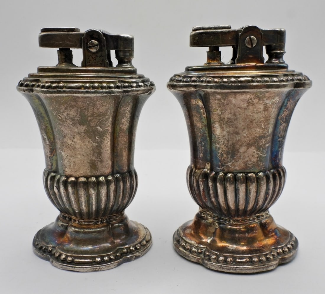 (2) RONSON MAYFAIR TABLE LIGHTERS: MATCHING VINTAGE PAIR