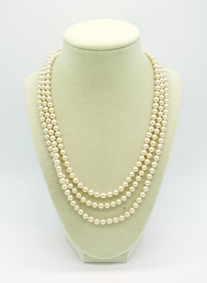 Vintage Jostens 3 Strand Pearl Necklace (1 of 3)