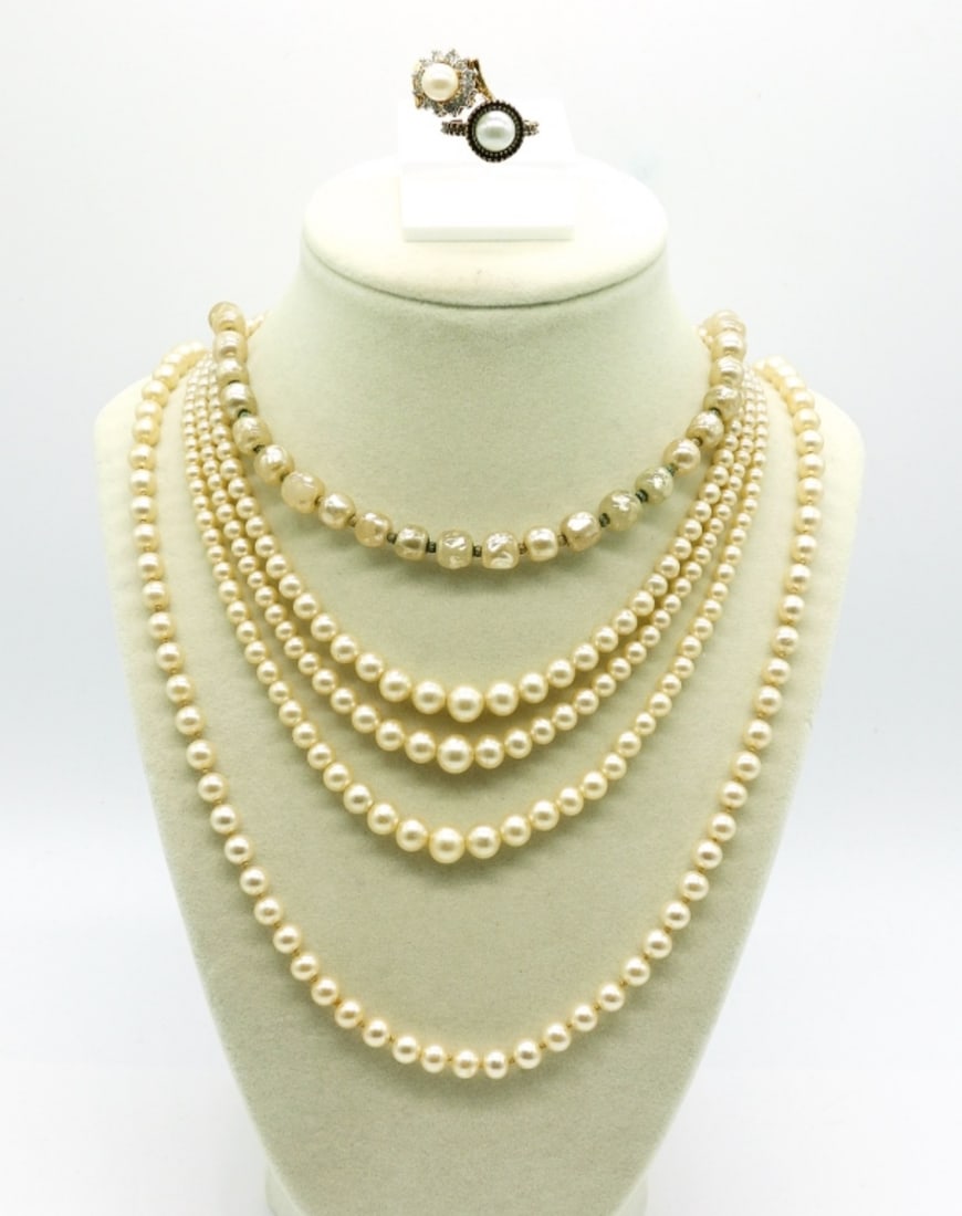 (5)Vintage  Pearl Strands & Rings (1 of 5)