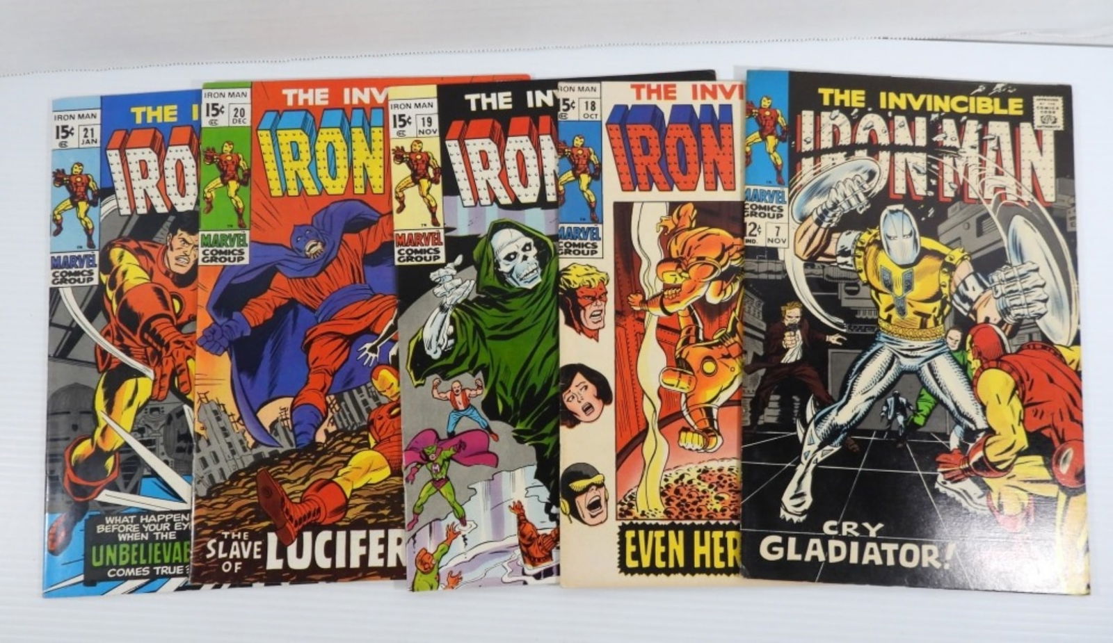 (5) Invincible Iron Man MARVEL LOT (1 of 5)