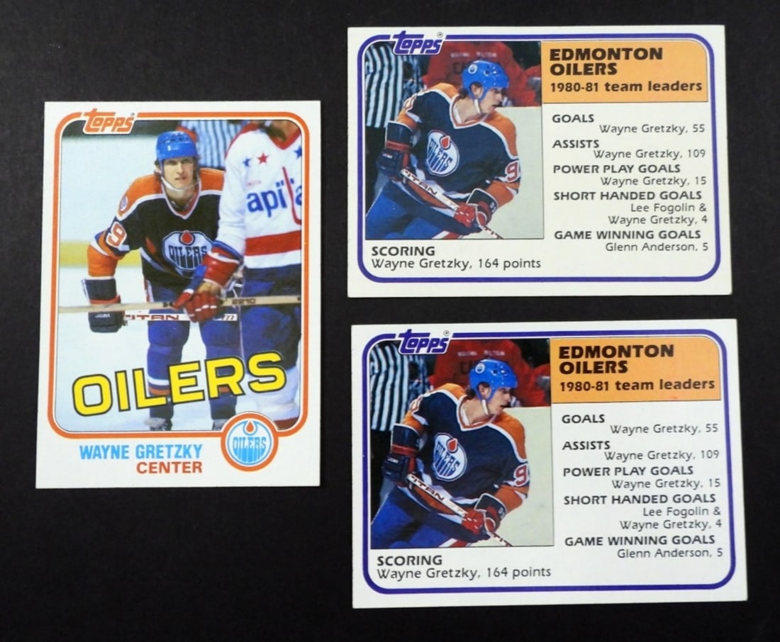 1981-82 TOPPS #16 WAYNE GRETZKY plus: (2) #52 OILERS w/GRETZKY - NICE NM/EM
