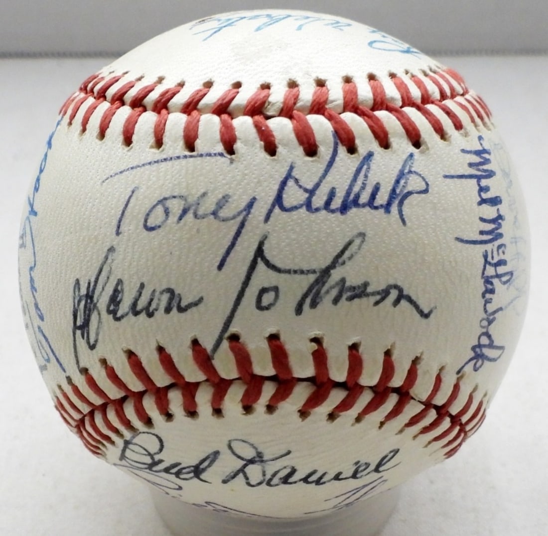 (23) AUTOGRAPHS - TEAM SIGNED BASEBALL (1 of 5)
