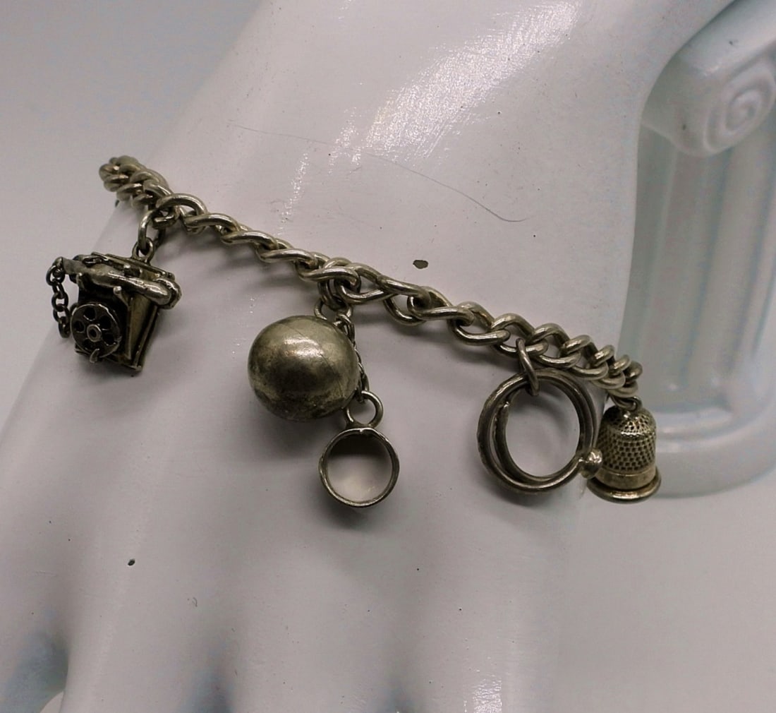 Sterling Vintage Charm Bracelet (1 of 4)