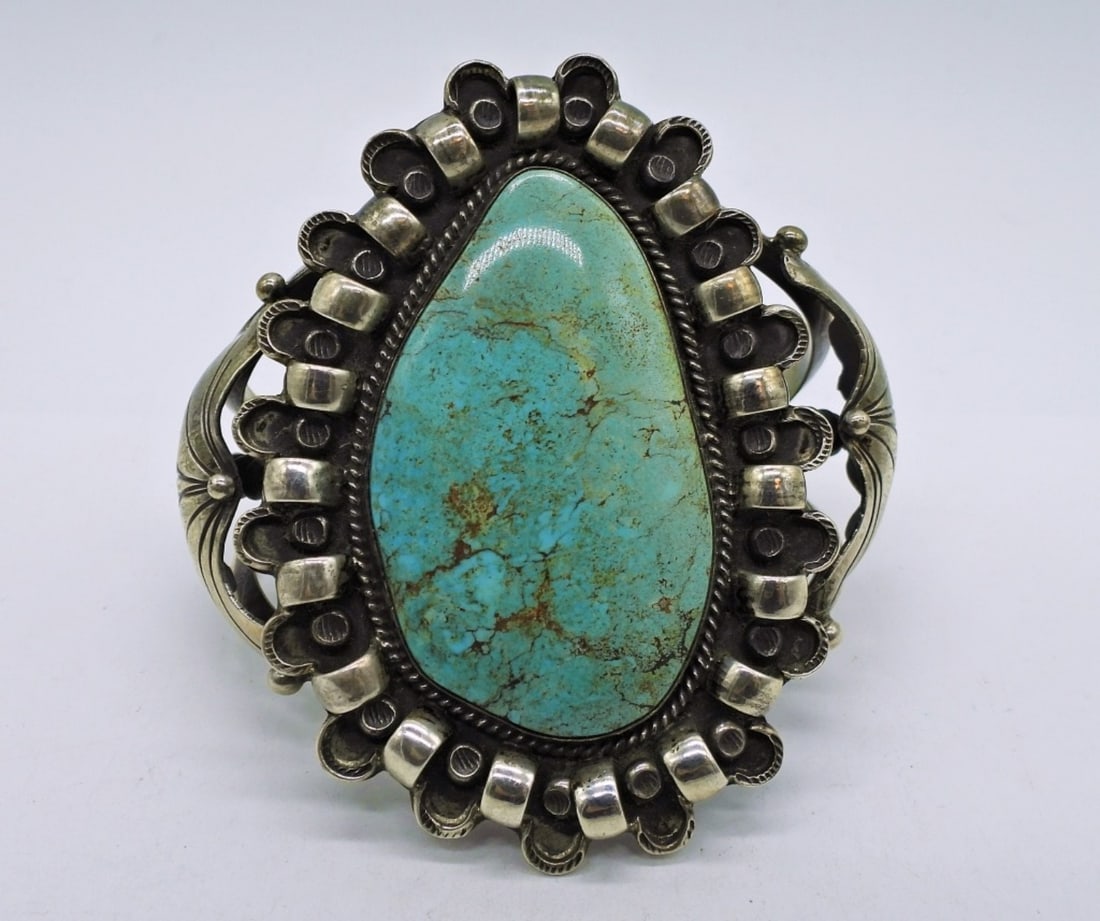 Vintage Sterling Turquoise Cuff (1 of 4)