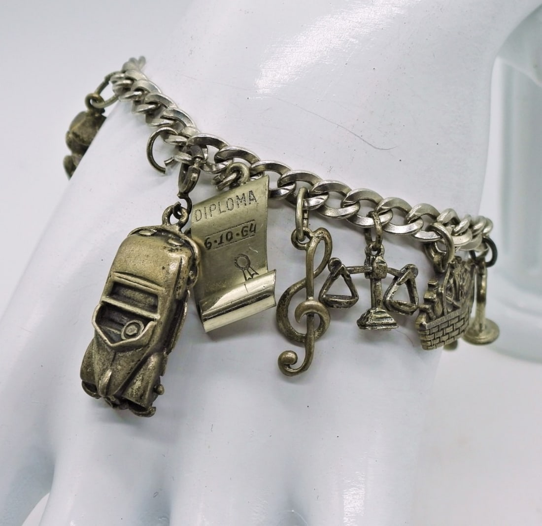 Vintage Sterling Charm Bracelet (1 of 3)