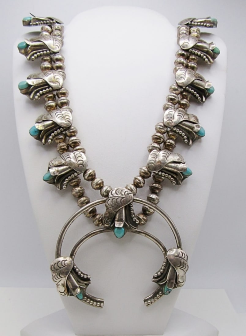 SQUASH BLOSSOM NECKLACE (1 of 4)