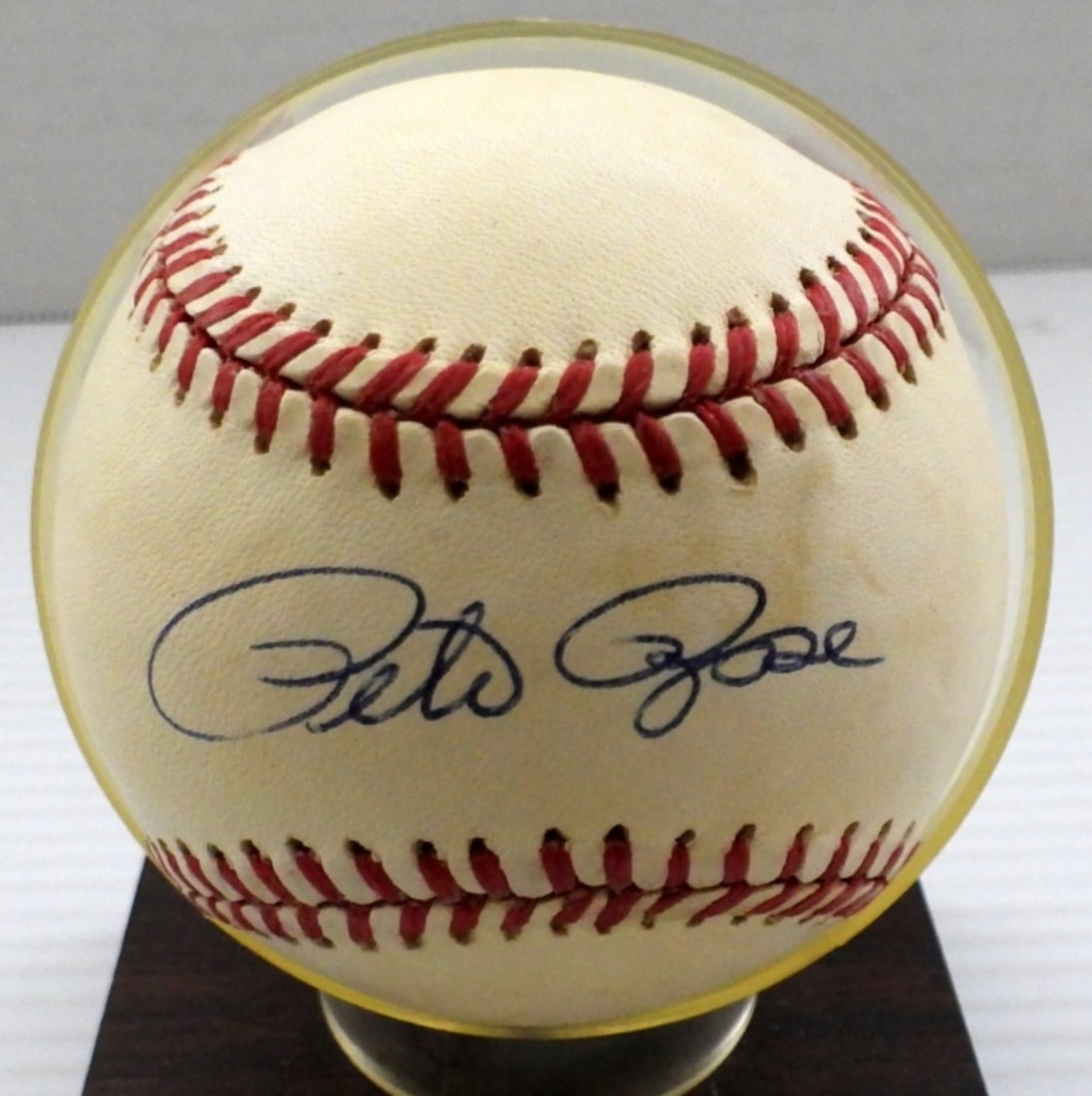 PETE ROSE AUTOGRAPHED BASEBALL (1 of 3)