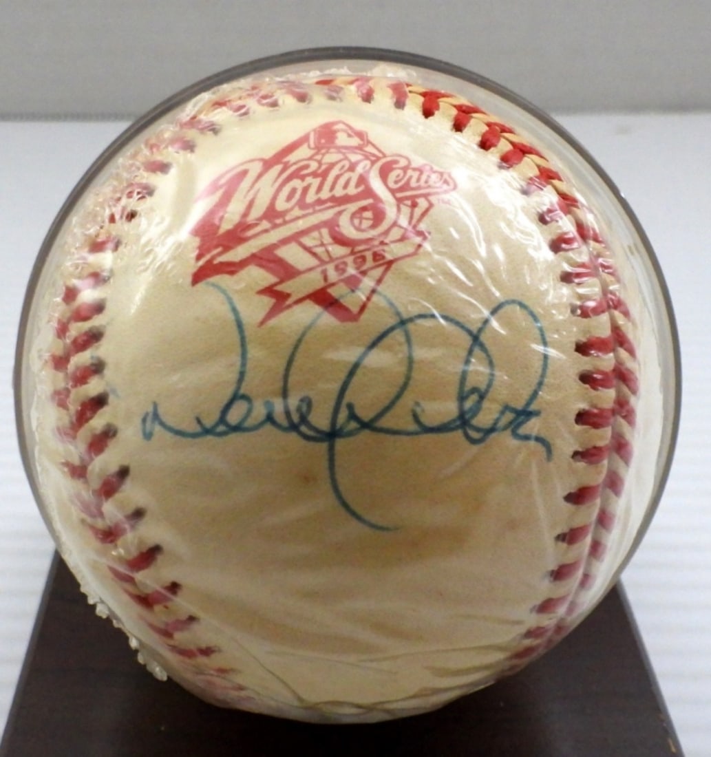 DEREK JETER AUTOGRAPHED BASEBALL (1 of 2)