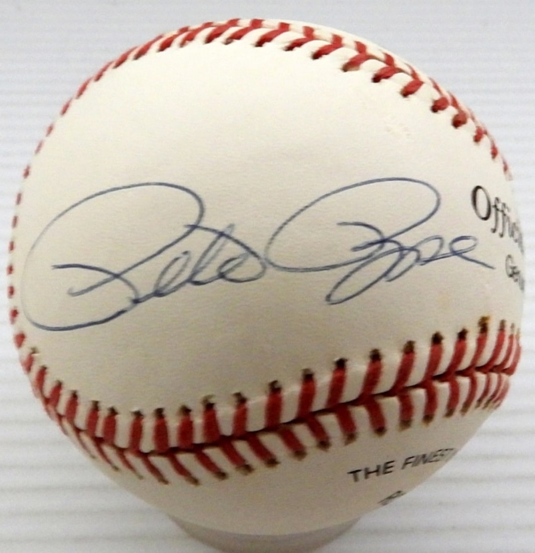 PETE ROSE AUTOGRAPHED BASEBALL (1 of 2)