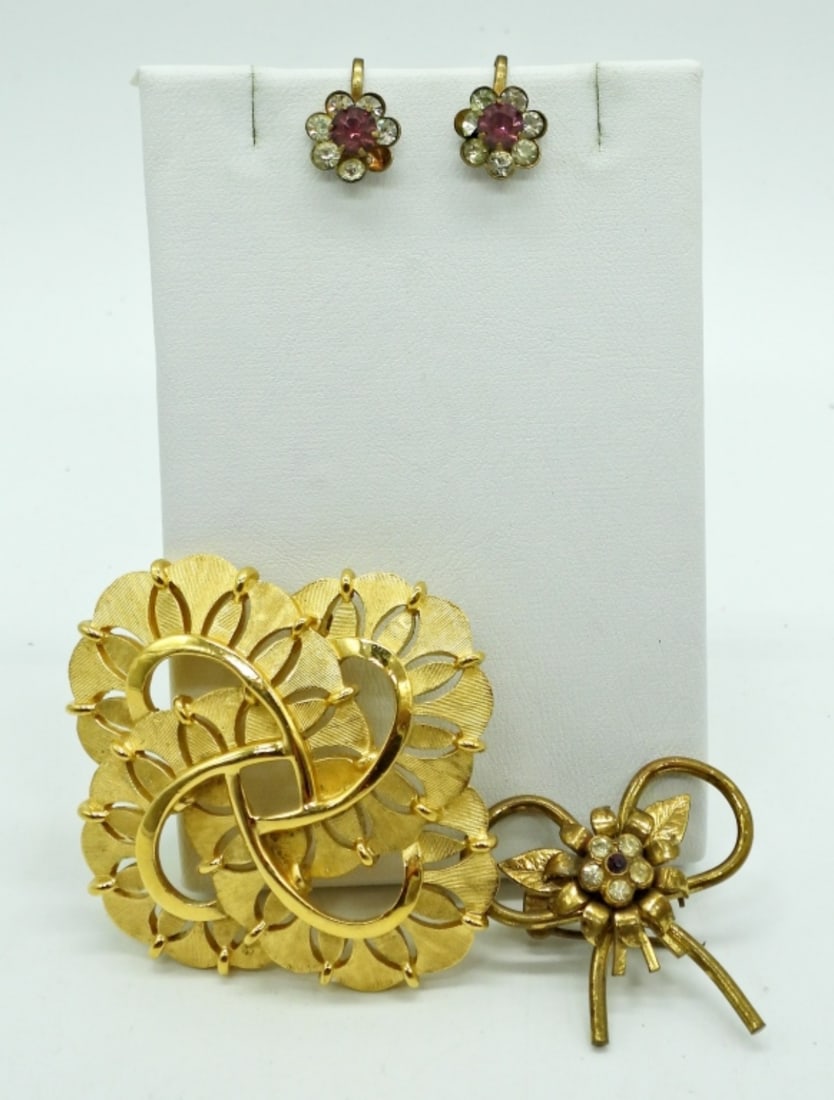TRIFARI & CORO Brooches (1 of 5)