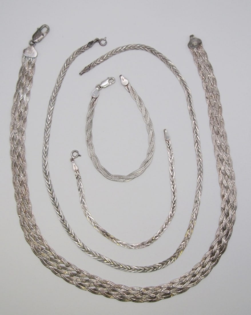 FLAT CHAINS: (2) BRACELETS (2) NECKLACES: 24 DWT. 18" ITALY NECKLACE, 7" ITALY BRACELET. MATCHING" 925 MEX" SET 7" BRACELET 17.5" NECKLACE. ALL STAMPED 925