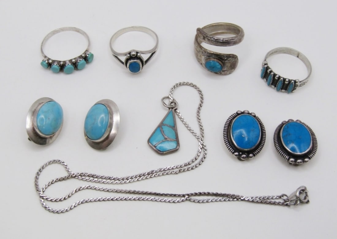 TURQUOISE COLORED LOT (7) PIECES: (1 of 2)