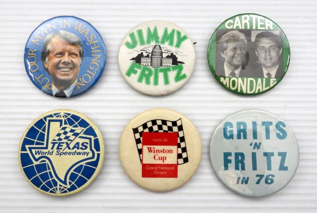 (6) VINTAGE BUTTONS / TEXAS SPEEDWAY (1 of 2)