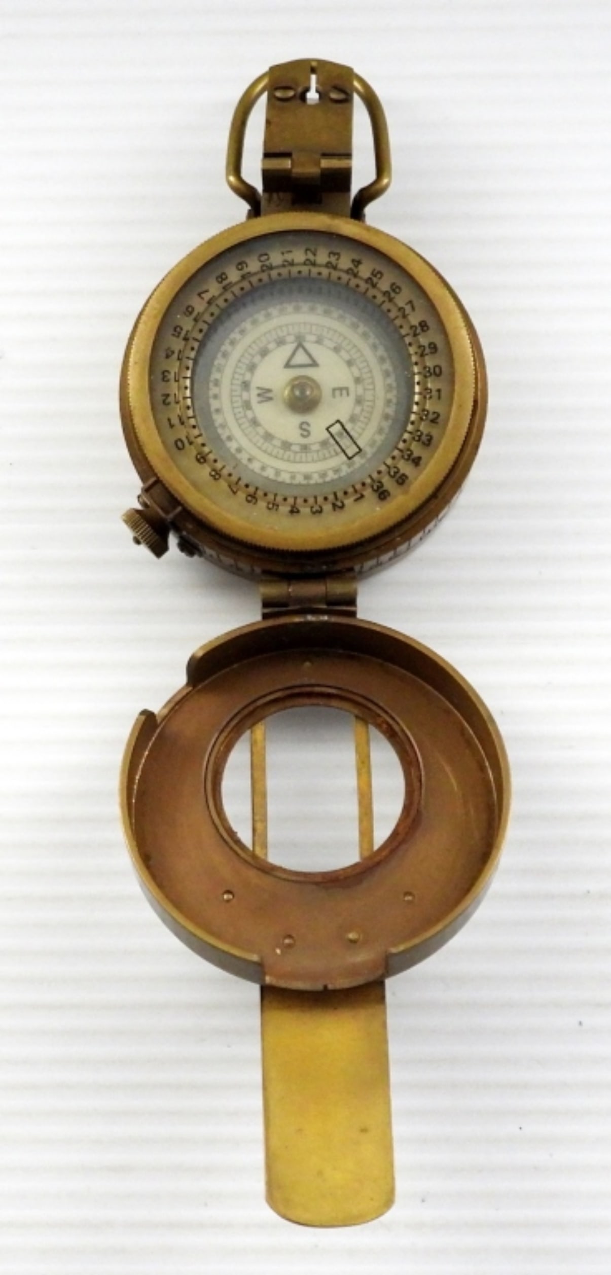 WORKING BRASS FIELD COMPASS (1 of 4)