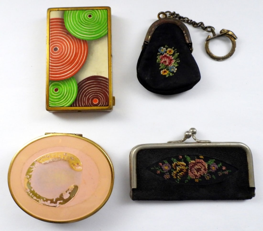 VINTAGE LADIES LOT - (2) COMPACTS & (1 of 4)