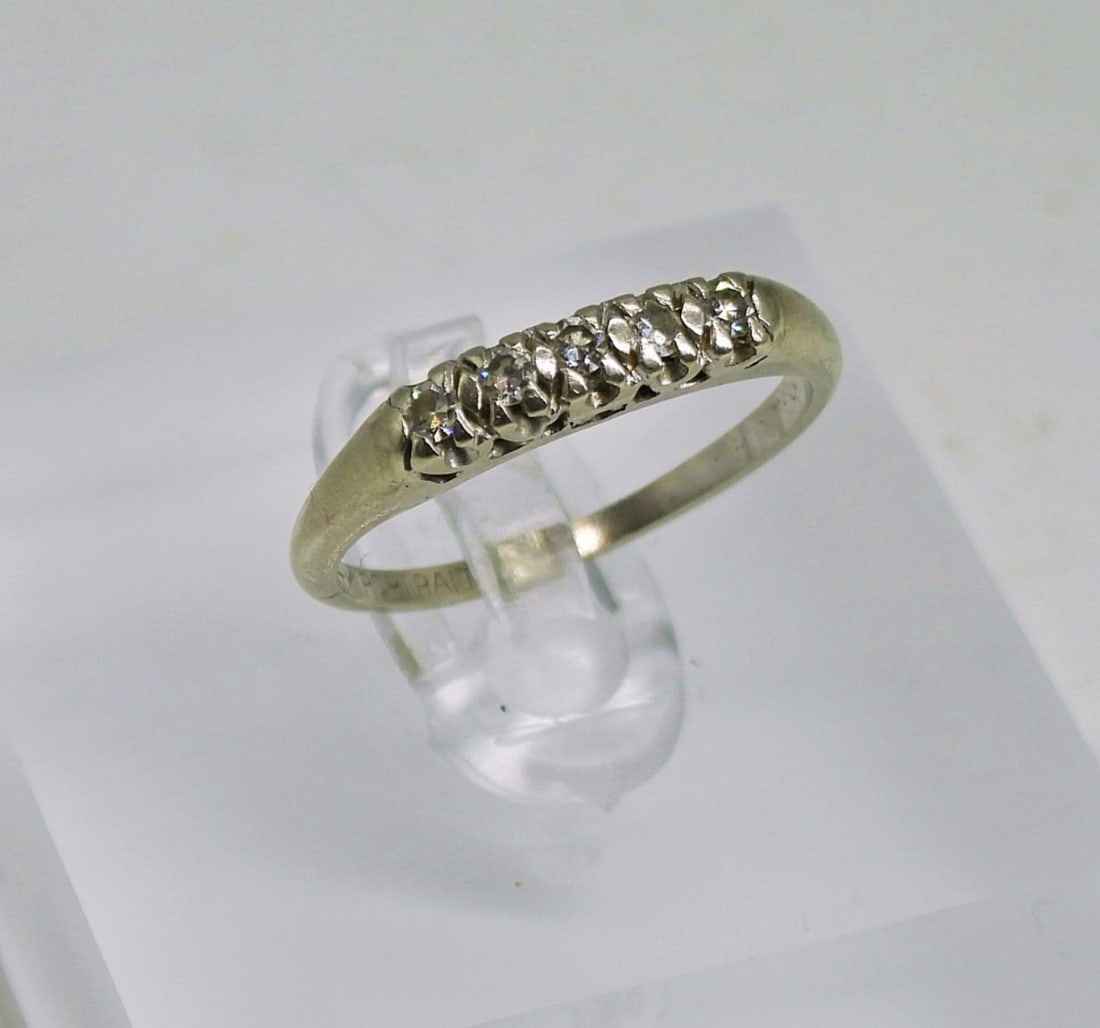 Vintage 14K Wedding Band (1 of 3)