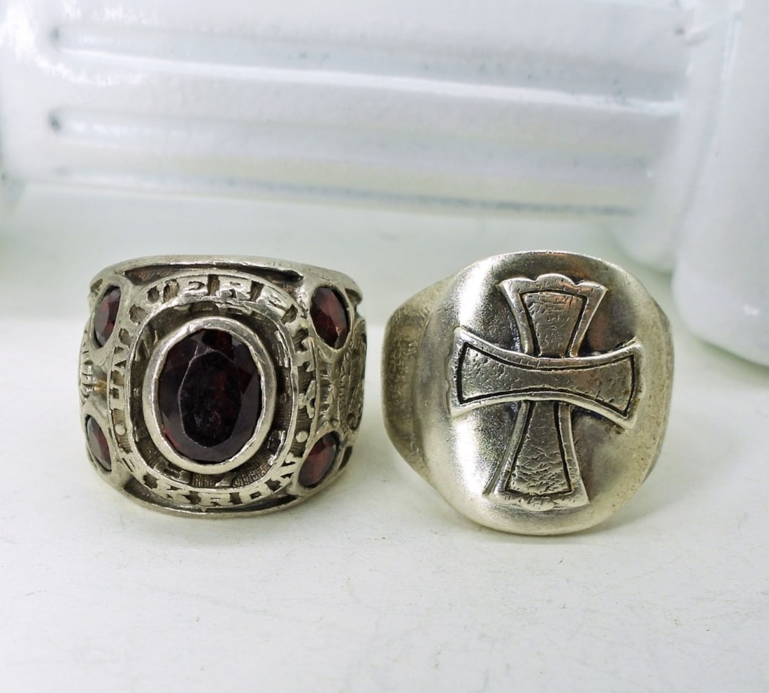 Sterling Men's Rings: Sterling Men's Rings, Sizes 9 & 10. 16.3 DWT