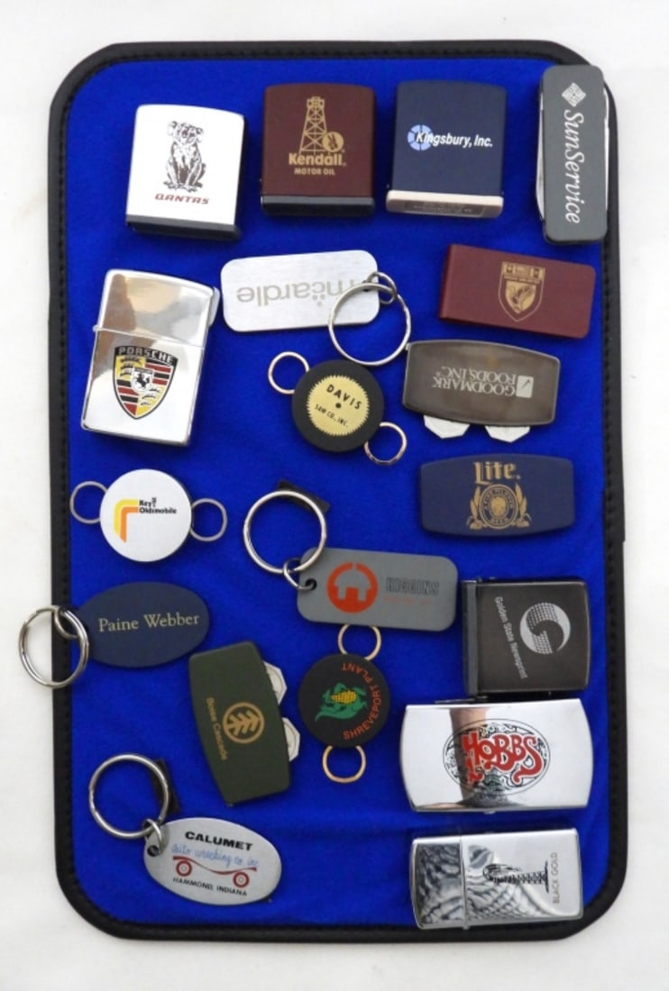 (19) ZIPPO COLLECTIBLE LOT (1 of 5)