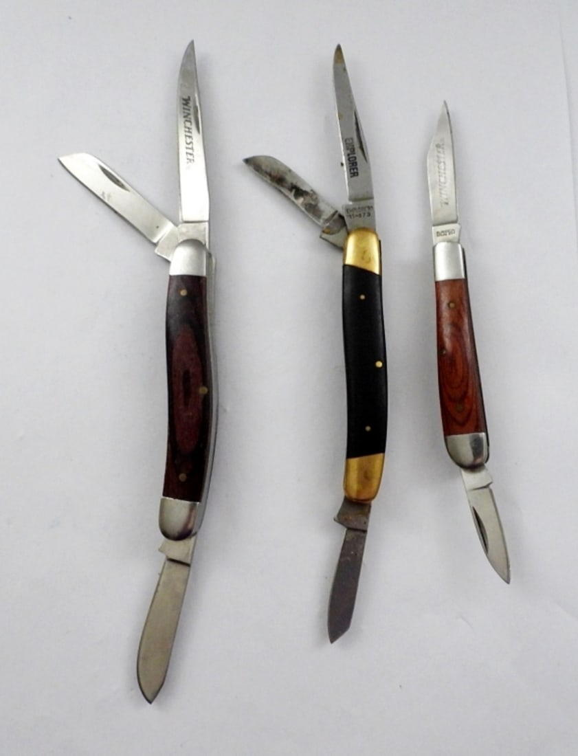 (3) WOOD HANDLE POCKET KNIVES (1 of 2)