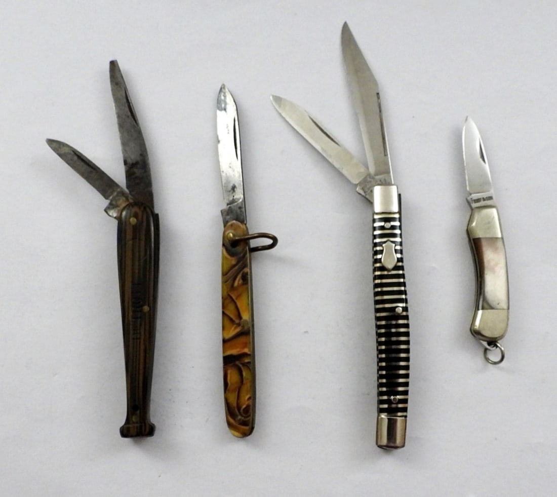 DETROIT BASEBALL BAT, MINI LOCKBACK, (1 of 2)