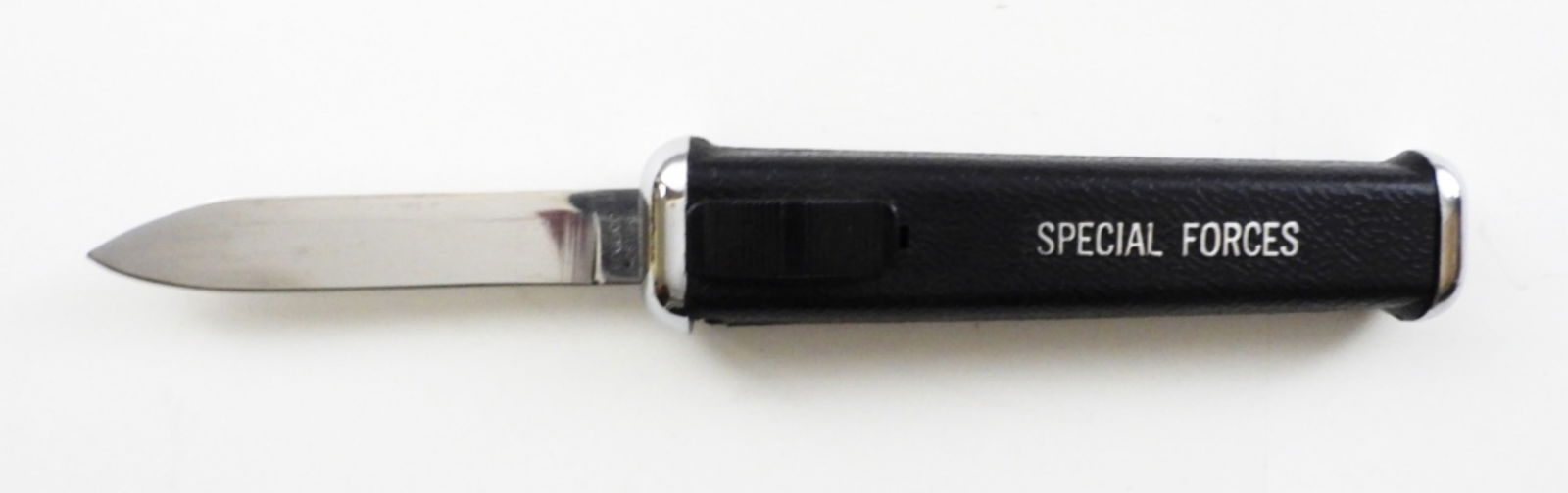 ROSTFREI EDGE CO "SPECIAL FORCES" KNIFE (1 of 5)