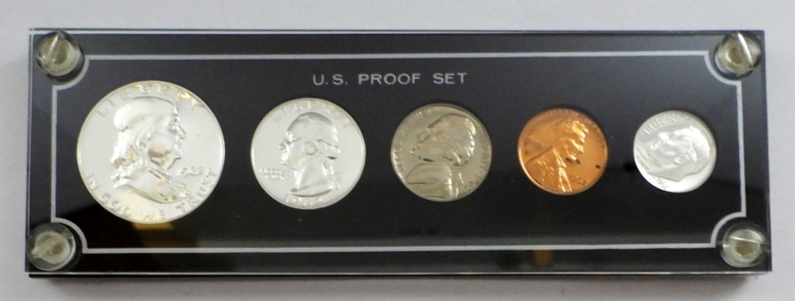 1962 PROOF YEAR SET IN PLASTIC HOLDER (1 of 2)