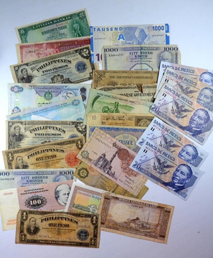 25 pc FOREIGN CURRENCY / PAPER MONEY (1 of 2)