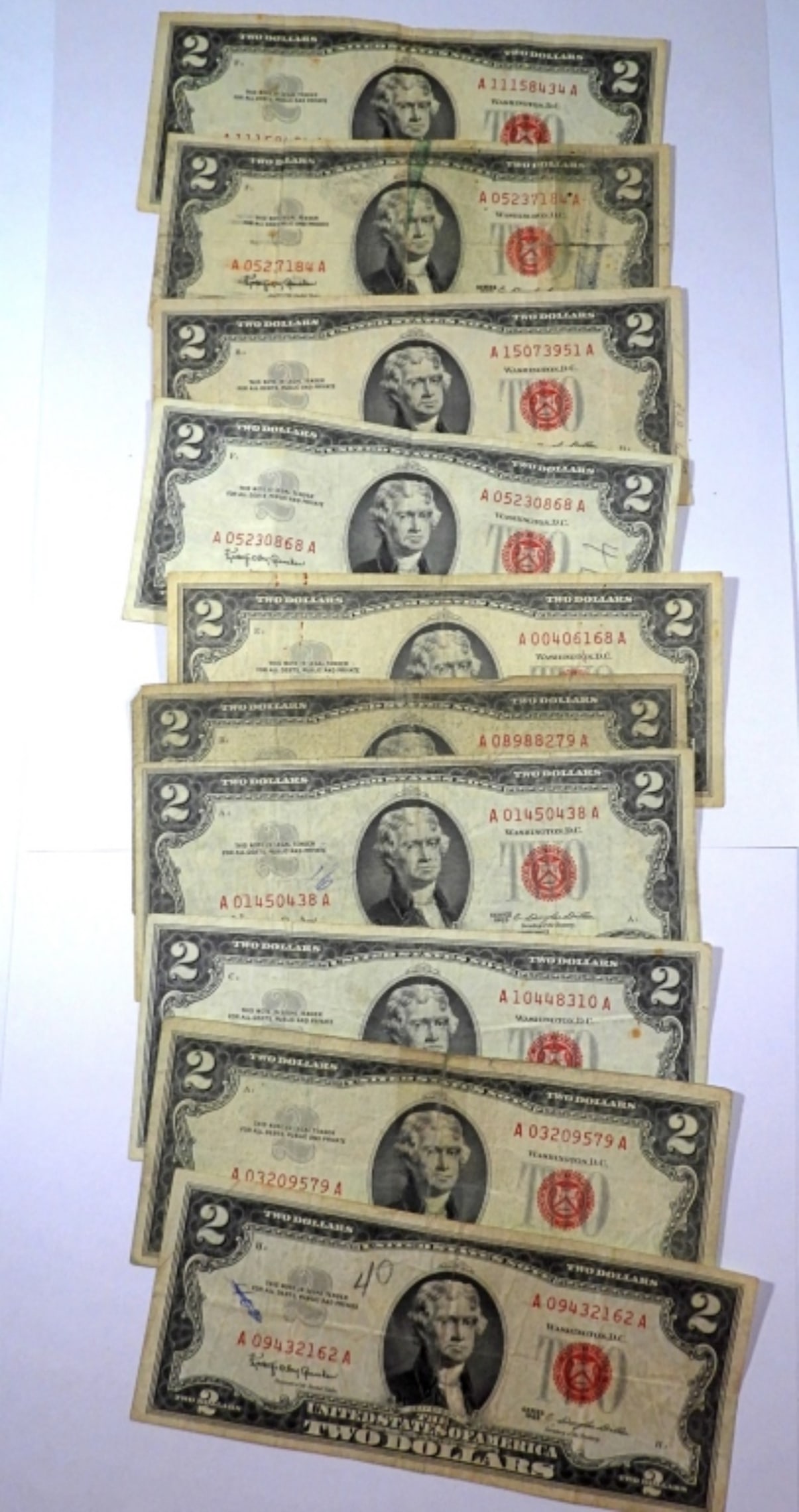 (10) 1963 $2 RED SEAL U.S. NOTES (1 of 2)