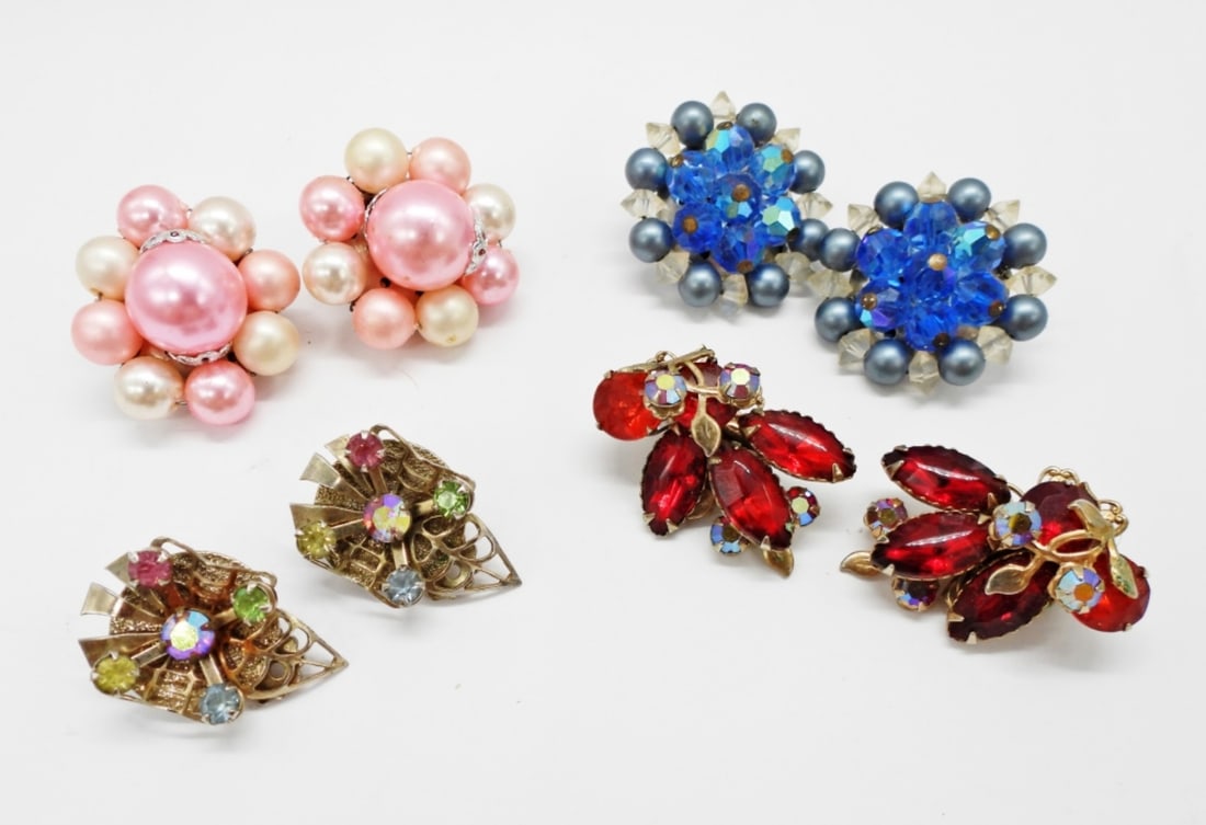 4 PAIR VINTAGE BEADED EARRINGS (1 of 1)